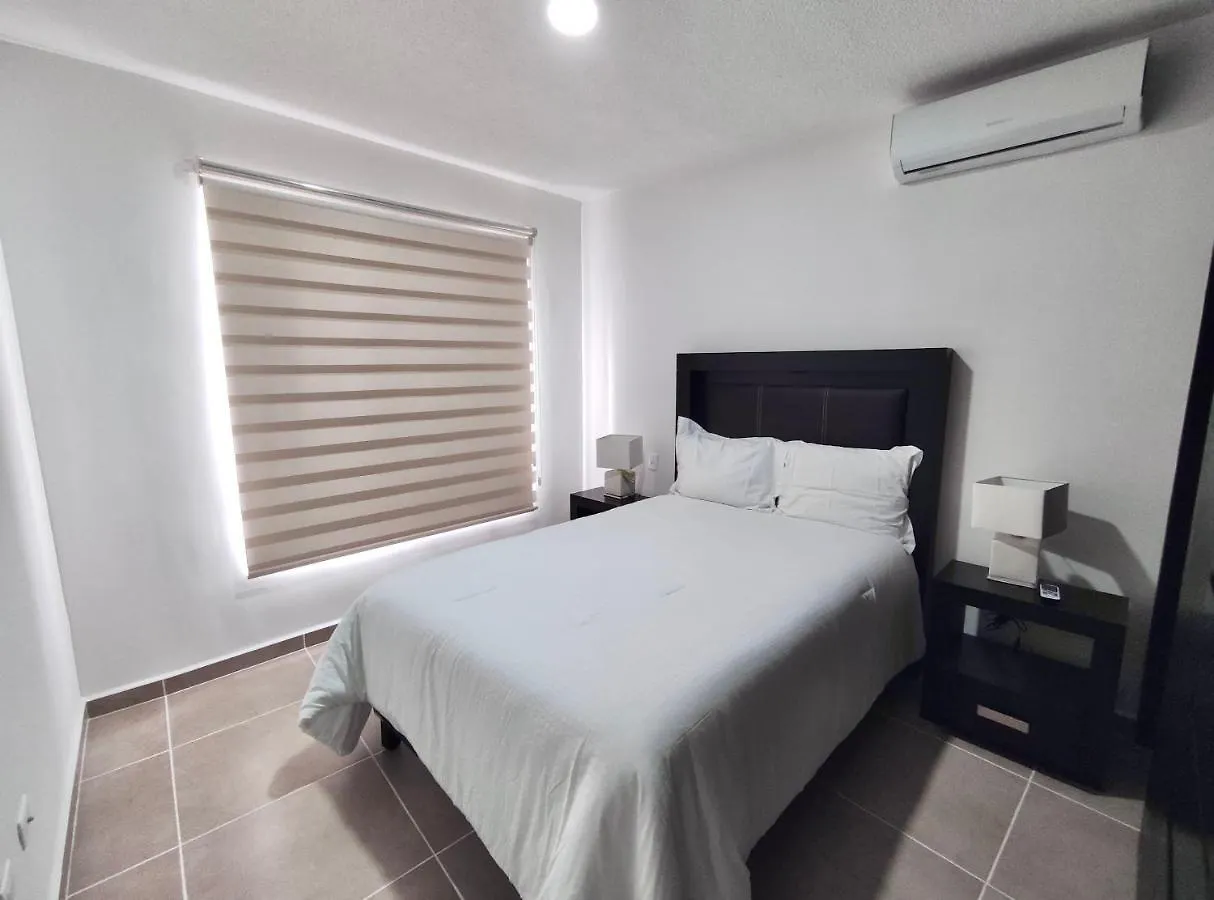 Dreams Lagoon By Andiani Travel Appartamento Cancún